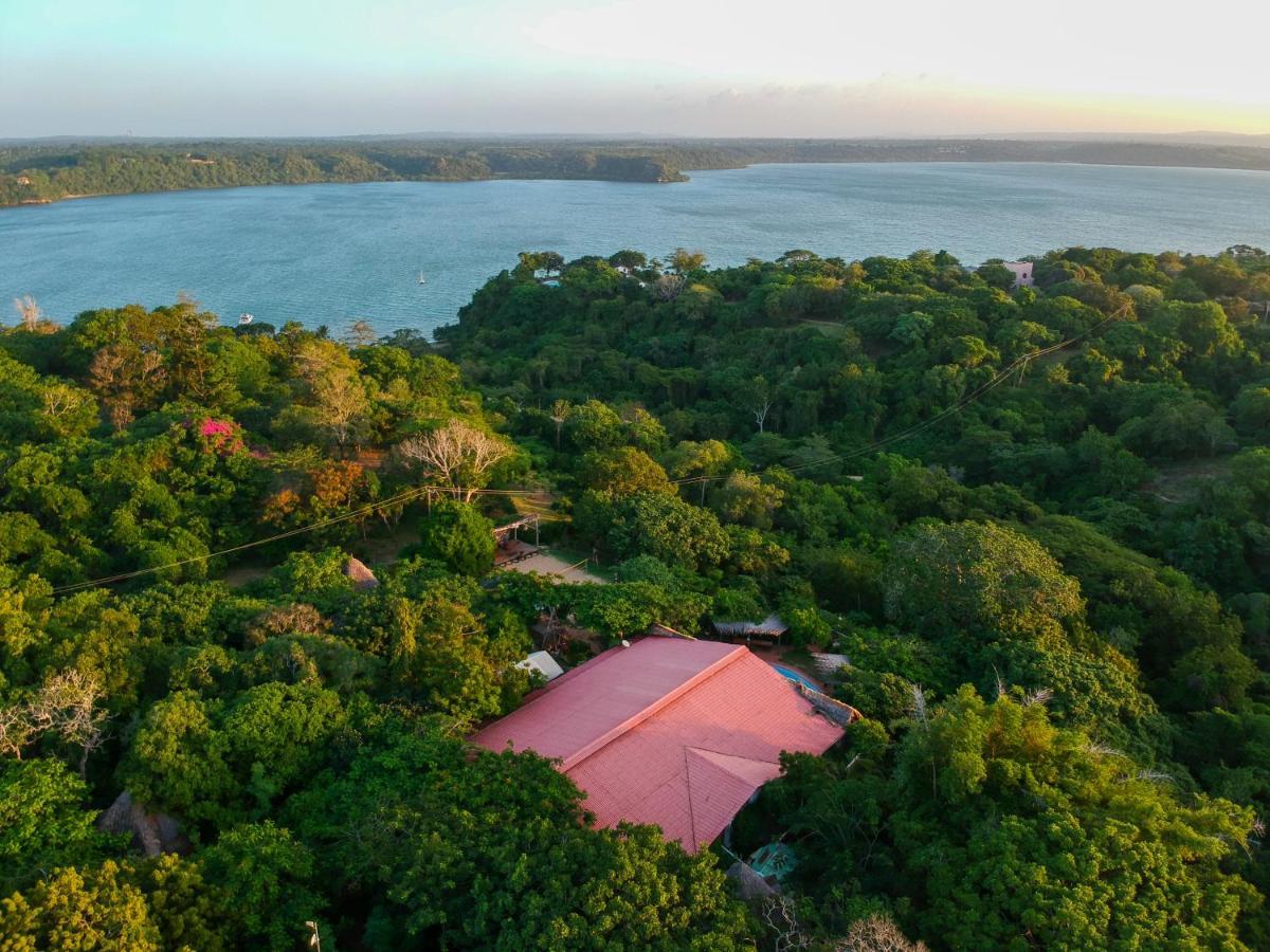 Distant Relatives Ecolodge & Backpackers Kilifi Eksteriør bilde