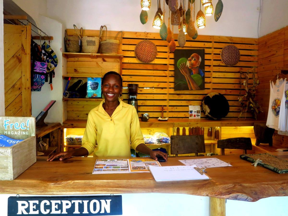 Distant Relatives Ecolodge & Backpackers Kilifi Eksteriør bilde