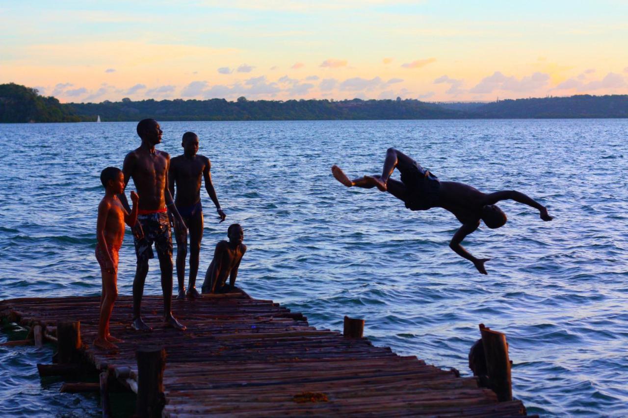 Distant Relatives Ecolodge & Backpackers Kilifi Eksteriør bilde