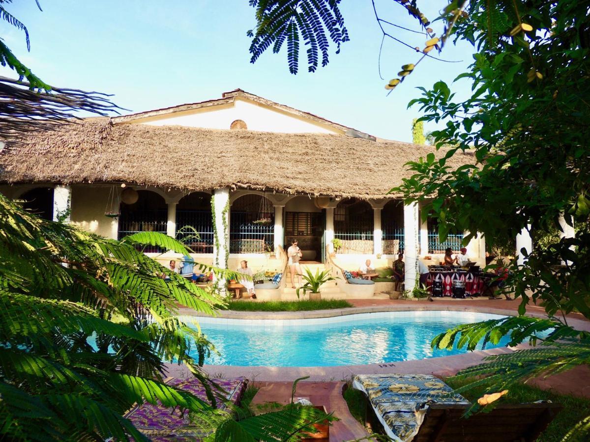 Distant Relatives Ecolodge & Backpackers Kilifi Eksteriør bilde